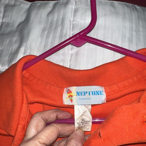 NEPTUNE FASHIONS GATOR SHIRT. SIZE XL - Picture 4 of 5